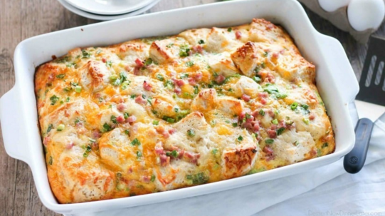 Baked eggs, Ham and Cheese
