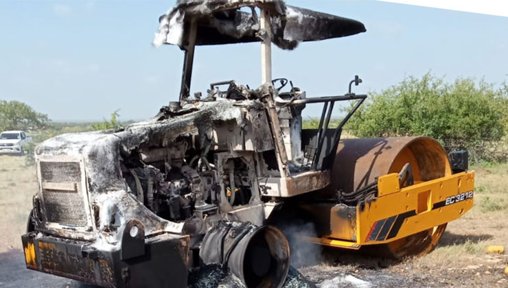 Suspected al-Shabaab militants on Sunday 2:45am blew up road construction equipment estimated to cost Ksh39.8M at Hagarsu in Mandera East. [PHOTO | K24 DIGITAL]