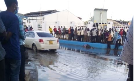 Shock as man is electrocuted to death while clearing pool of water in middle of road in Mombasa