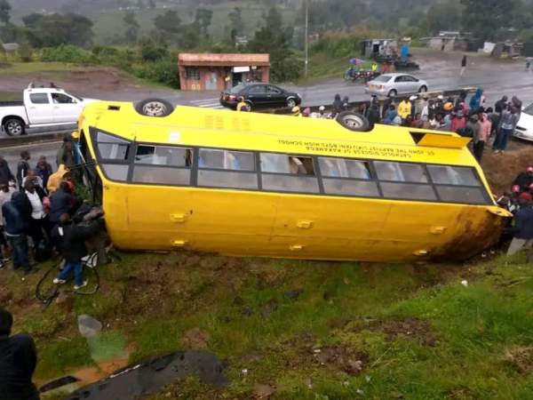 Several people heading to Ruto's inauguration injured as bus involved in accident