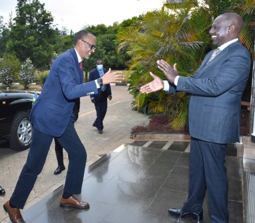 President-elect William Ruto welcomes Rwanda's President Paul Kagame to his Karen residence. PHOTO/William Ruto (@WilliamSRuto)/Twitter