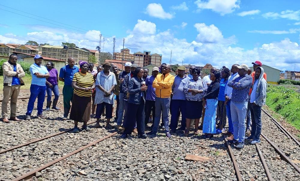 Kenya Railways allows back traders evicted from its premise