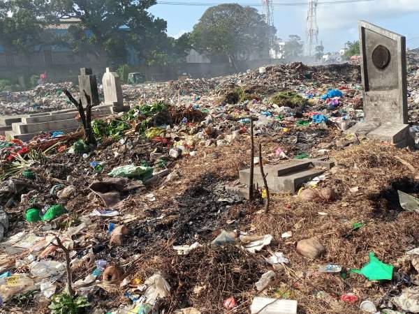 NGO calls out Mombasa county for building public toilet on graveyard