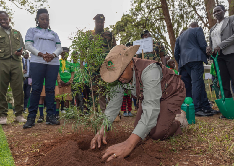 First Lady Mama Rachel Ruto in a past tree growing exercise. PHOTO/@MamaRachelRuto/X