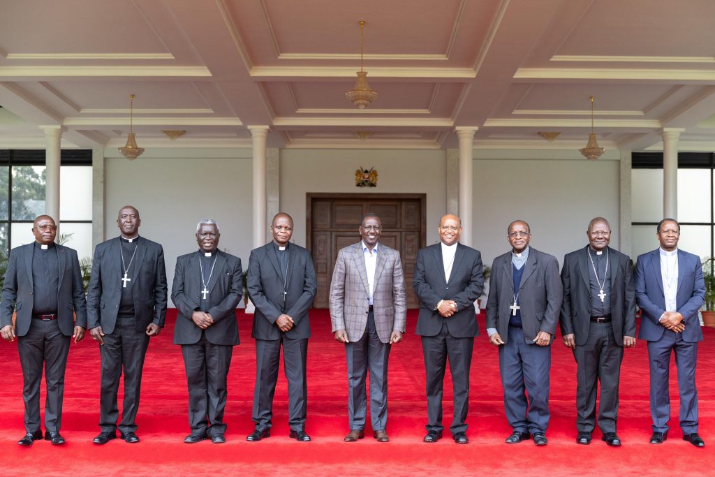 President Ruto with Catholic clergy at State House on June 28, 2024. PHOTO/X (@WilliamsRuto)
