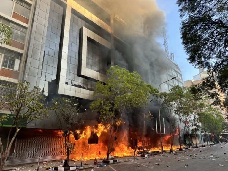 The burning Uganda House. PHOTO/@LarryMadowo/X
