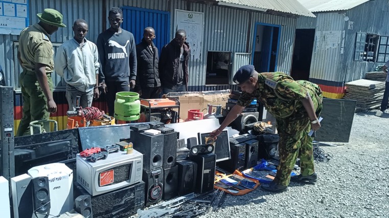 Police in Kitengela have arrested four men and recovered assorted stolen items. PHOTO/Christine Musa