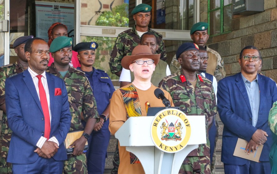 Government spokesman Isaac Mwaura addresses the press at Nyayo House on May 31, 2024. PHOTO/@SpokespersonGoK/X