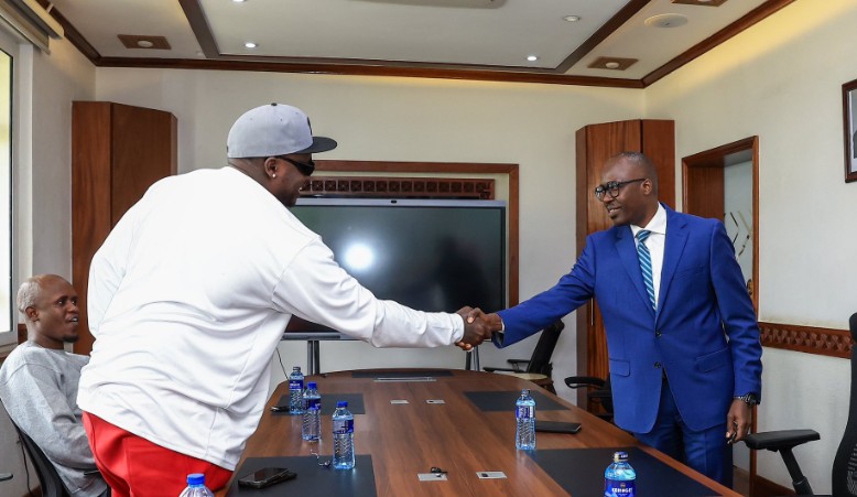 Rapper Khaligraph Jones during a meeting with Foreign Affairs PS Korir Sing'oei. PHOTO/ @SingoeiAKorir/X