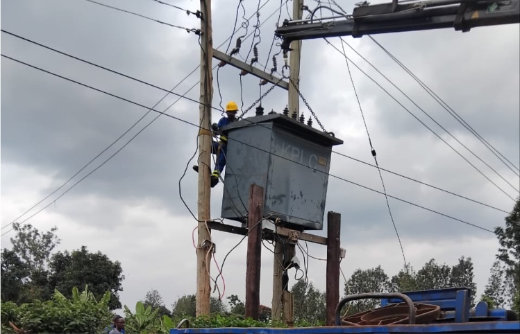 Kenya Power technicians installing a transformer. PHOTO/@KenyaPower_Care/X