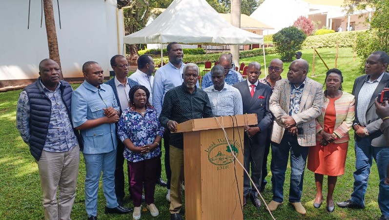 Mt Kenya East leaders when they addressed press in Embu town