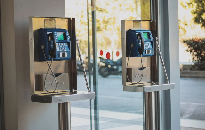 A telephone booth by the street. Image used for representation only. PHOTO/Pexels
