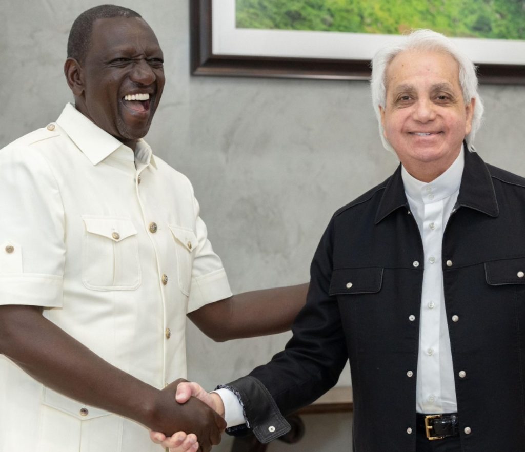 American televangelist Benny Hinn with President William Ruto. PHOTO/https://www.facebook.com/BennyHinnMinistries 