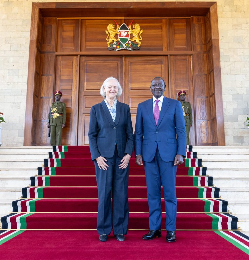 President William Ruto and outgoing US Ambassador to Kenya Meg Whitman at State House, Nairobi on Tuesday November 19, 2024. PHOTO/PSCU