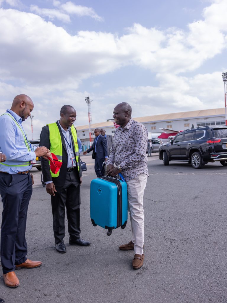 Former Deputy President Rigathi Gachagua carrying his own luggage in June 11, 2024. PHOTO/Screengrab by K24