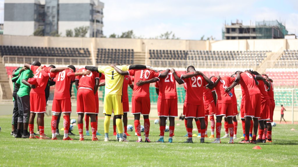 Harambee Stars in a group photo before a training session. PHOTO/@Harambee__Stars/X