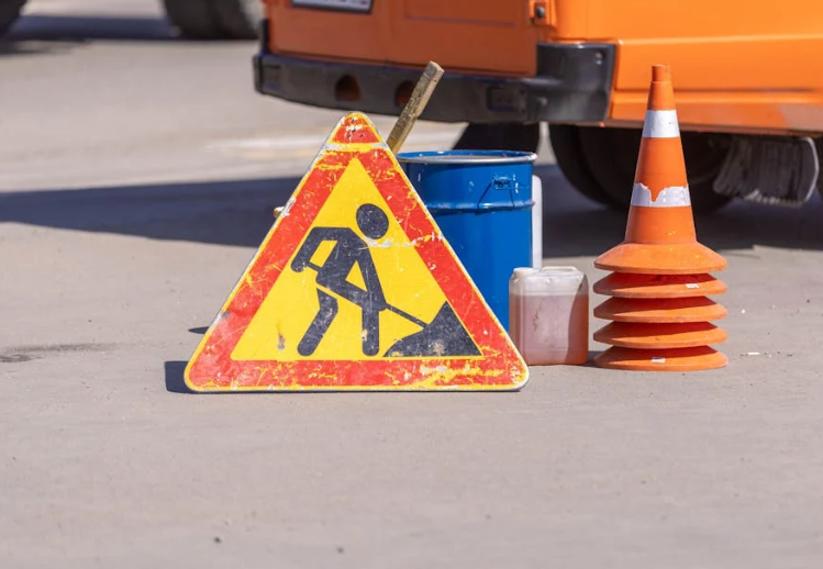 A road signage indicating men at work. Image used for illustration purposes only. PHOTO/Pexels