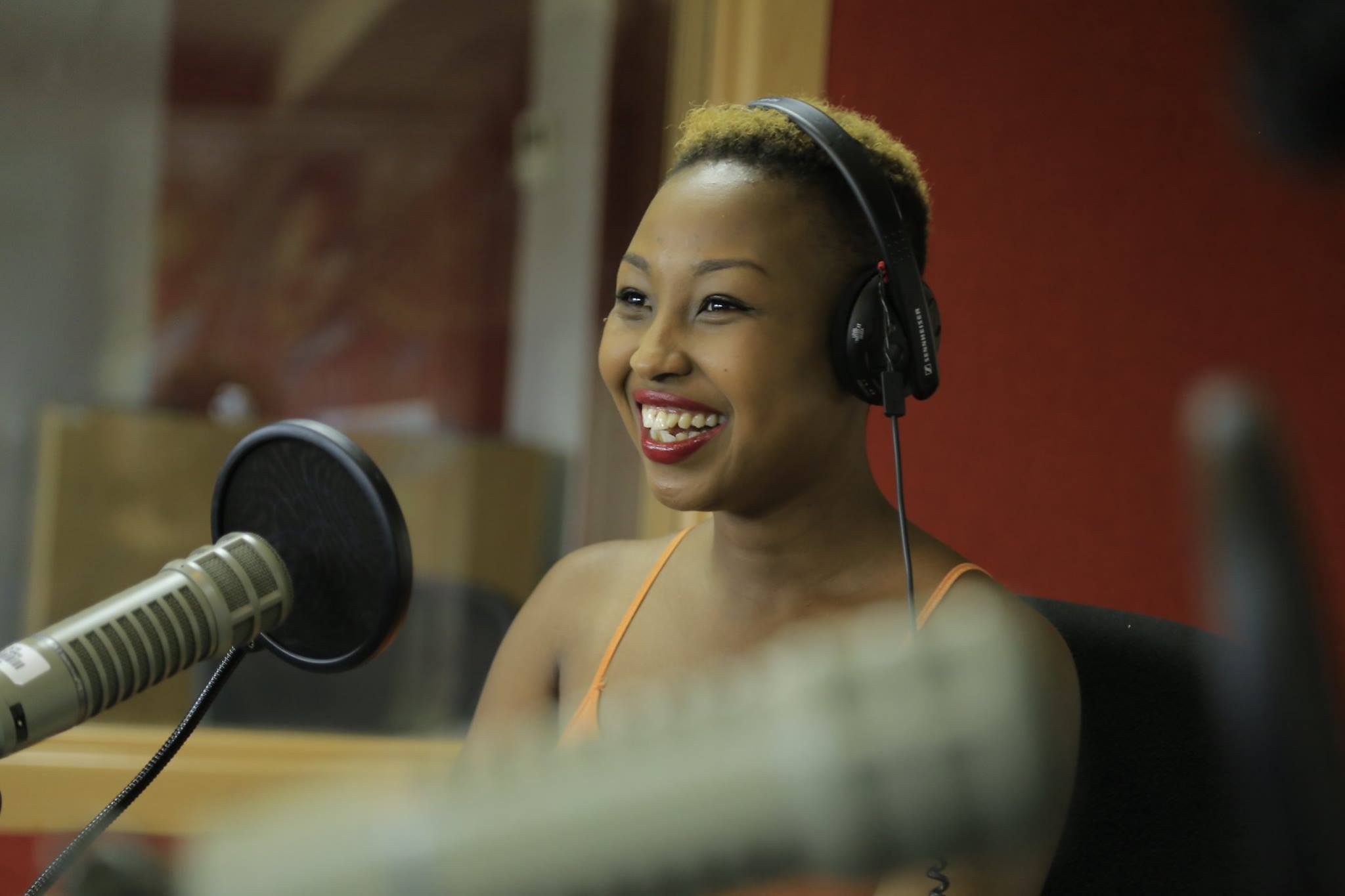 Kenyan songstress Vivianne in a studio. PHOTO/https://www.youtube.com/@viviankenyaofficial/videos