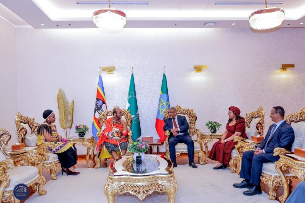 King Mswati III is received in Addis Ababa by Ethiopian Agriculture Minister Girma Amente on Saturday, February 15, 2025. PHOTO/@mfaethiopia/X