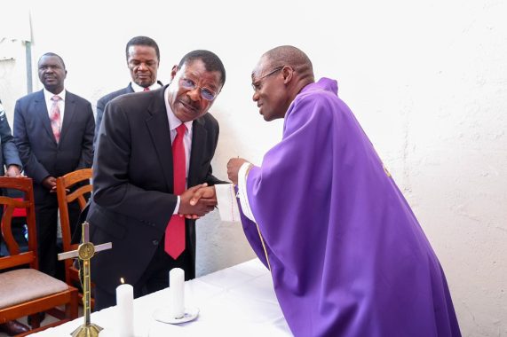 National Assembly Speaker Moses Wetangula leads a delegation of over 35 Members of Parliament in paying their respects to the late Malava MP, Moses Malulu Injendi on February 19, 2025. PHOTO/@HonWetangula/X