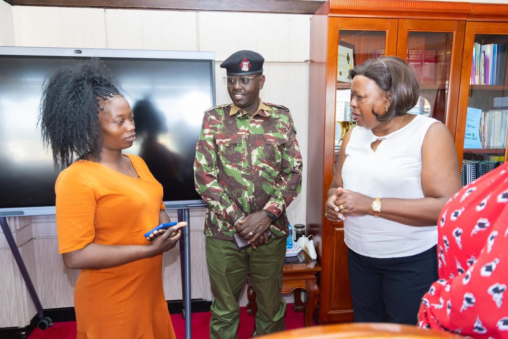 Milka Moraa and police officer Sammy Ondimu meet CS Alice Wahome at Ardhi House in Nairobi on Wednesday, February 5, 2025. PHOTO/https://www.facebook.com/HonAliceMuthoniWahome