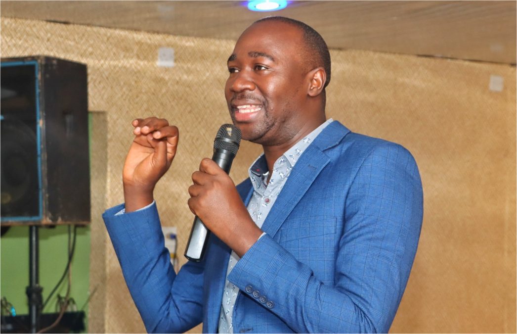 Manyatta MP Gitonga Mukunji addressing a function in Embu PHOTO/https://www.facebook.com/GitongaMukunji/photos
