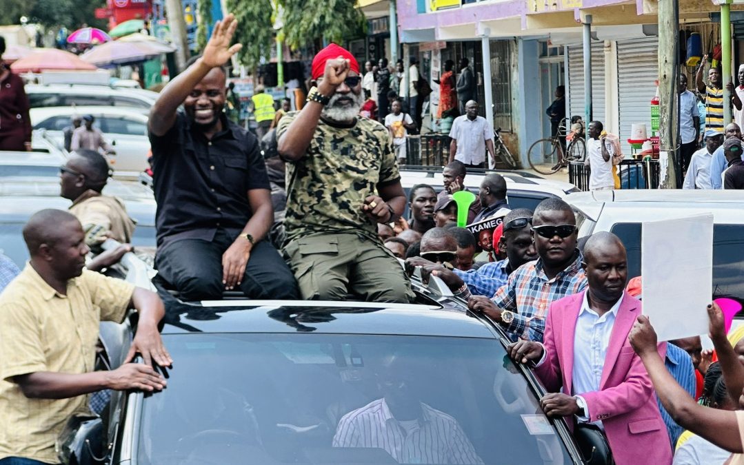 Governor George Natembeya and Luchiri Wajackoyah during his rally in Kakamega. PHOTO/@G_Natembeya026/X