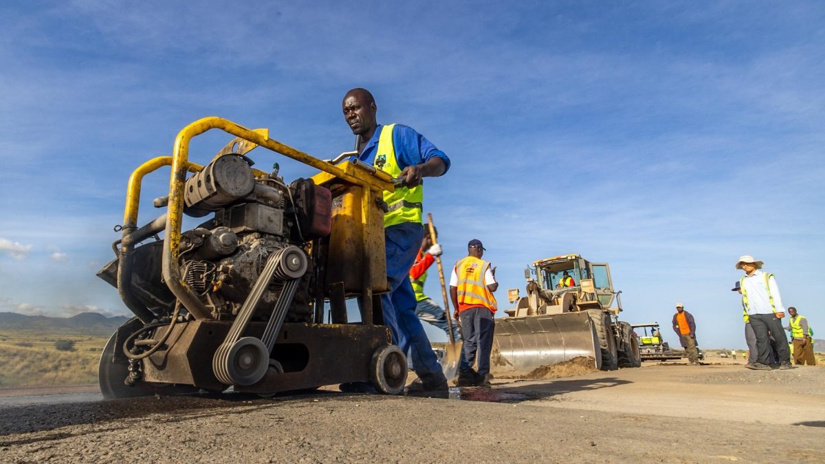 KeNHA secures funding for Samatar-Wajir Road and opens bids for construction
