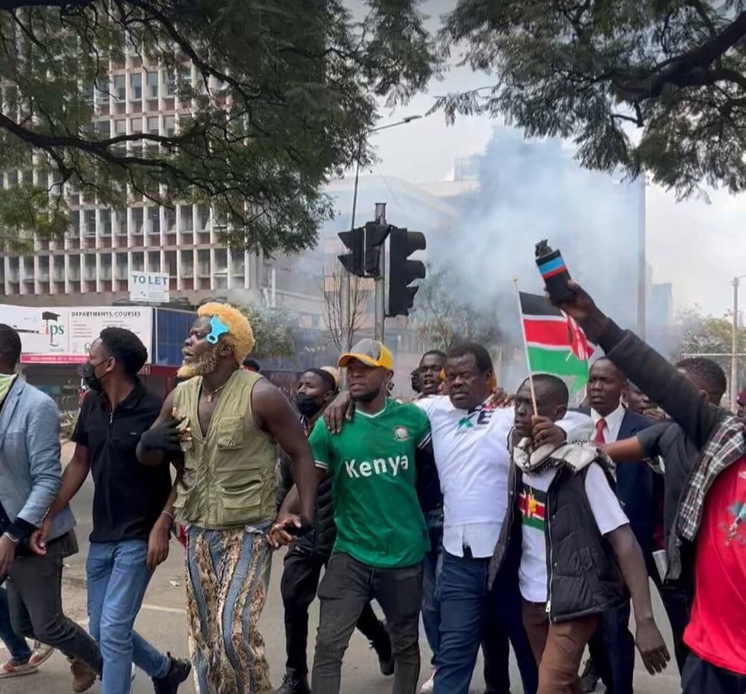 Okiya Omtatah joins protests in Nairobi