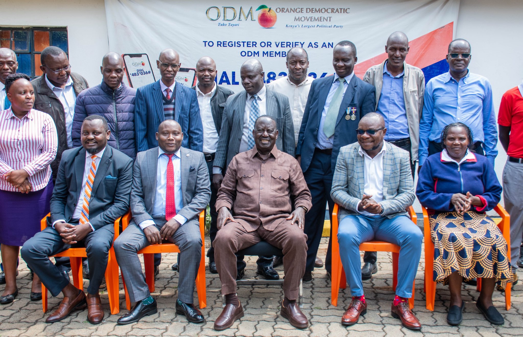 PHOTOS: Raila holds progress meeting with ODM team at Chungwa House