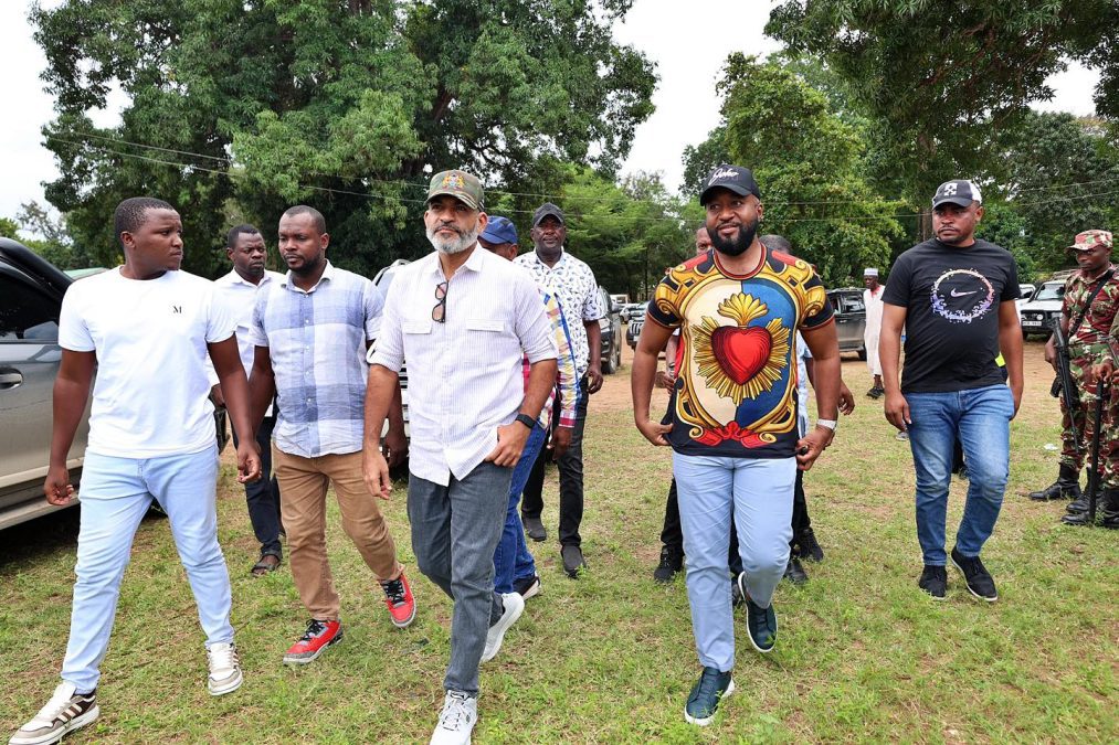 Mombasa Governor Abdulswamad Shariff Nassir with other leaders in Msambweni on July 6, 2025. PHOTO/https://www.facebook.com/abdulswamadnassir