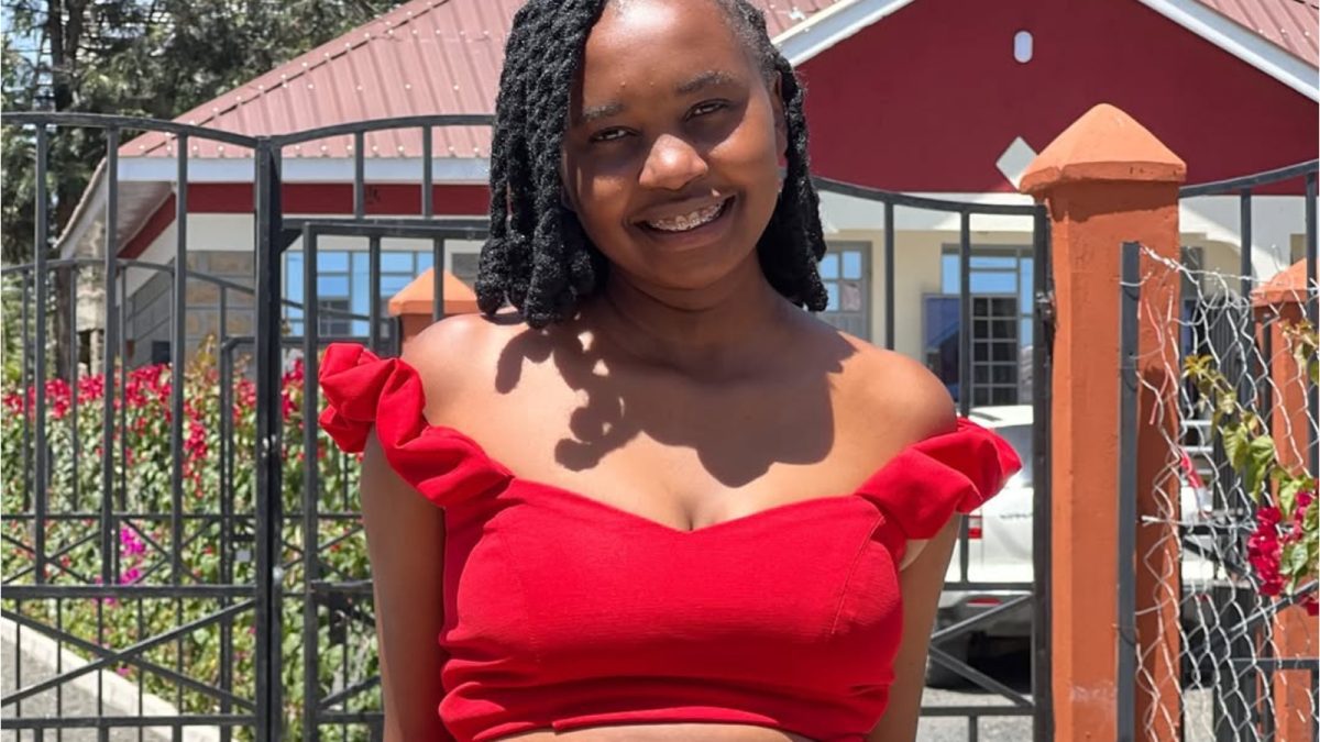 Whitney reveals 2nd pregnancy has kept her shower-free for days
