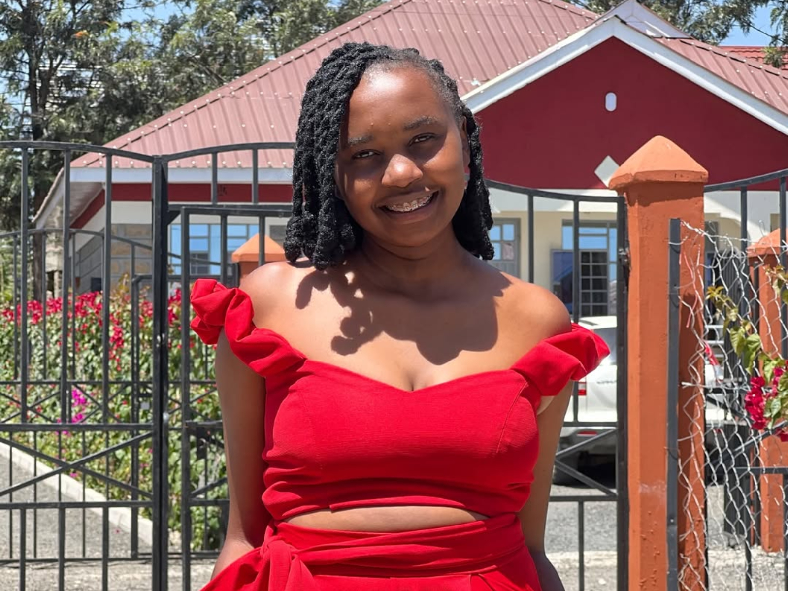 Whitney reveals 2nd pregnancy has kept her shower-free for days