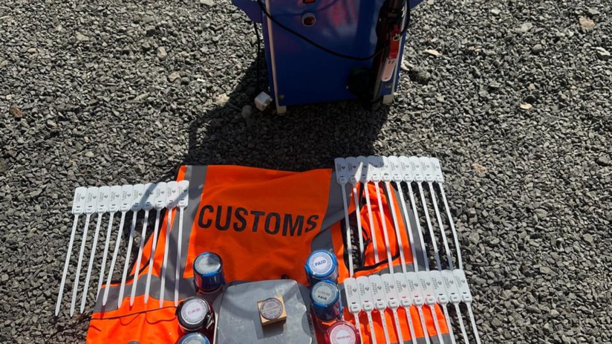 Part of the items recovered during the raid. PHOTO/@DCI_Kenya/X