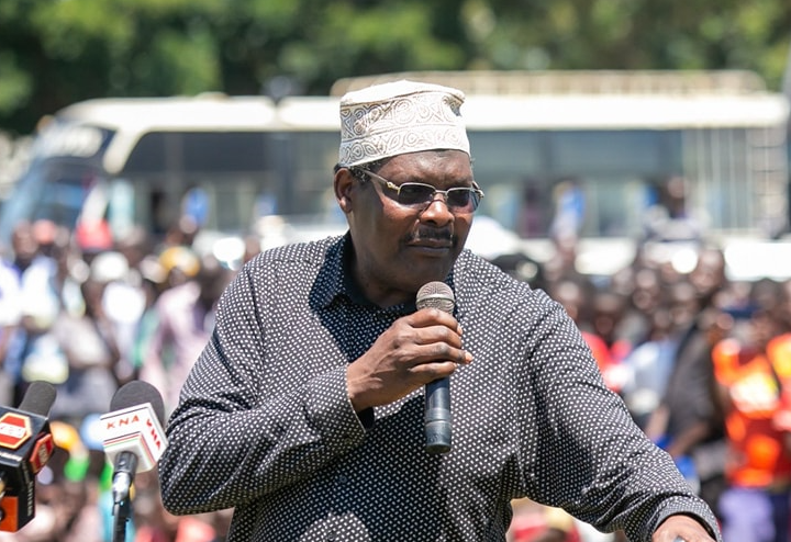 Miguna Miguna during a past function. PHOTO/https://www.facebook.com/GovernorMigunaMiguna