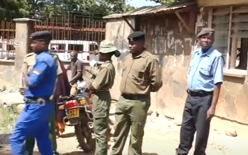 Police show up after goons reportedly infiltrate the doctors' strike in Kwale County. PHOTO/Screengrab by K24 Digital