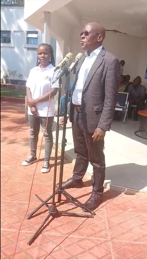 A Photo of Boni Khalwale together with Werstern Kenya UPM Codinator. PHOTO//Screebgrab by K24 digital/https://www.facebook.com/watch/live/?ref=watch_permalink&v=30310625815219388&rdid=40oXyfqIhP2G2fJs