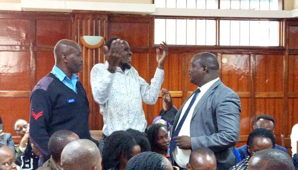 Activist Mulinge Muteti (Centre) when he was protesting before Justice Chacha Mwita at the Milimani High Court on Tuesday, July 1, 2025. PHOTO/Zipporah Ngwatu