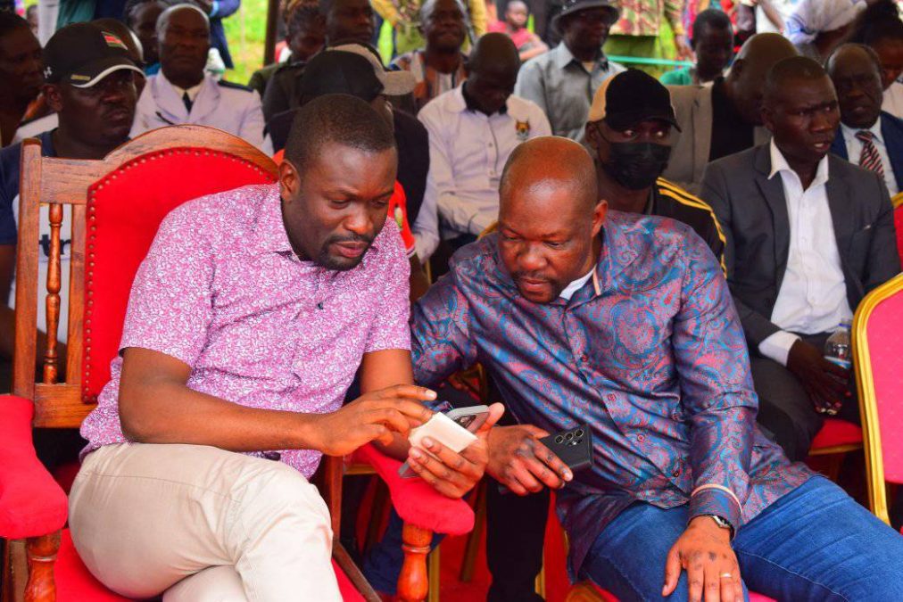 ODM Party SG Edwin Sifuna and Caleb Amisi are having a chat. PHOTO/https://www.facebook.com/CalebAmisi2018
