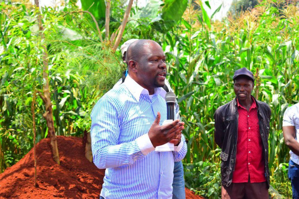 Saboti MP Caleb Amisi speaks during a past event. PHOTO/ODM Party SG Edwin Sifuna and Caleb Amisi are having a chat. PHOTO/https://www.facebook.com/CalebAmisi2018