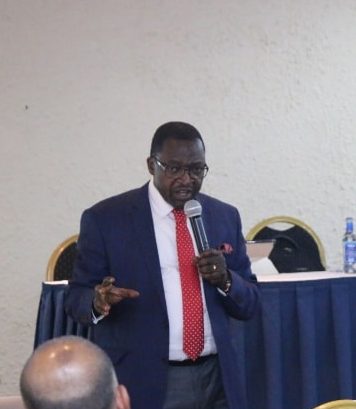 Political Analyst Martin Oloo speaks during a past event. PHOTO/https://www.facebook.com/LawSocietyofKenya