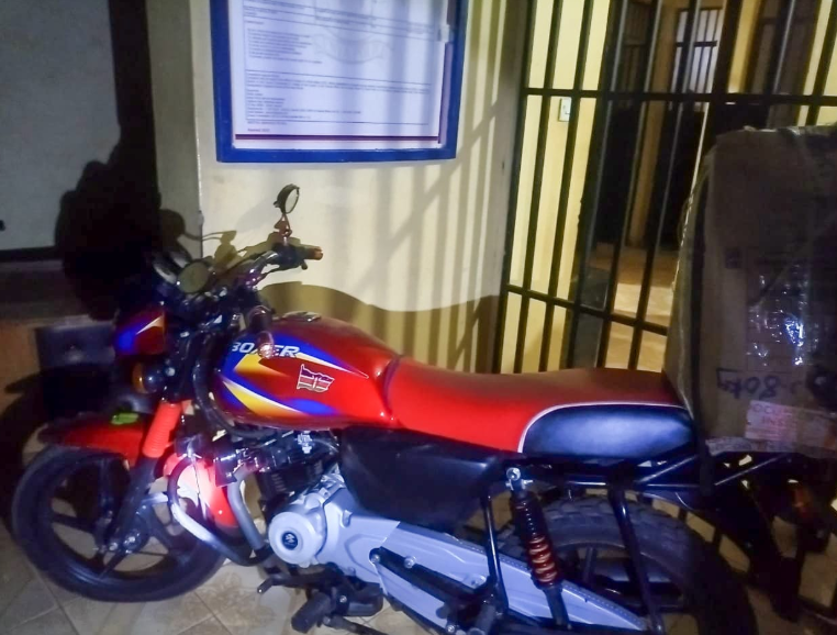 Motorcycle loaded with 25kg of bhang impounded as police launch manhunt
