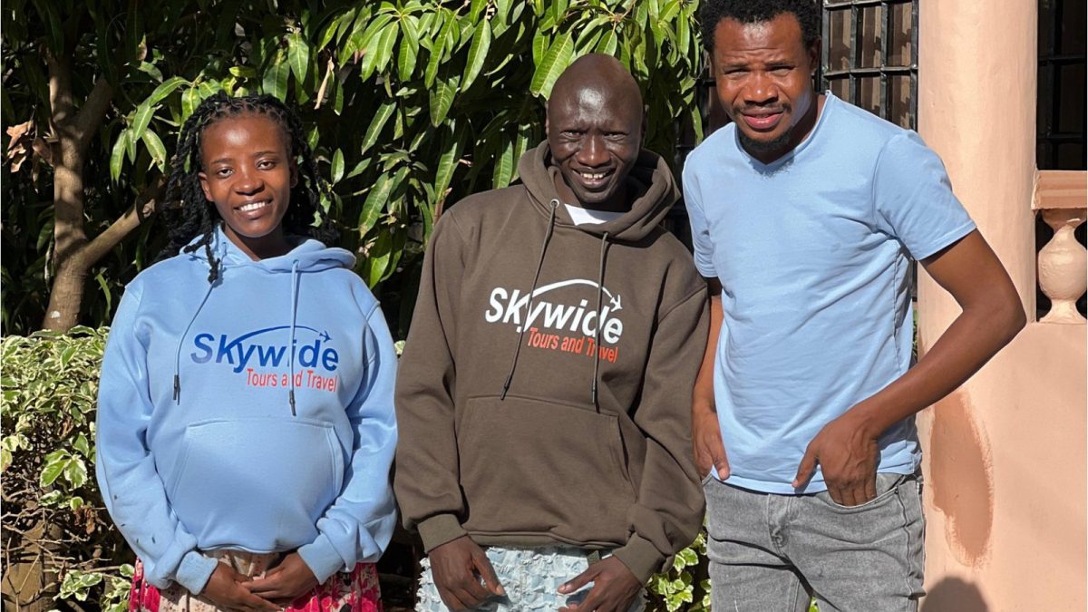 Salasya hosts Stevo Simple Boy and pregnant wife at his Nairobi home