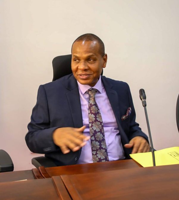 Tana River Senator Danson Mungatana during a past media presser. PHOTO/https://www.facebook.com/danson.mungatana.98