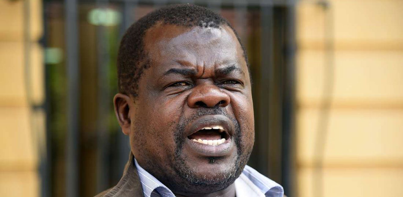 Omtatah urges Kenyans to stop treating politicians as ‘walking banks’
