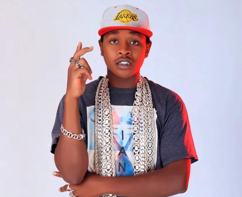 Patelo and his bride, Diana, during their wedding. PHOTO/Screengrab by K24 Digital from video posted on TikTok by @arnoldmalcom