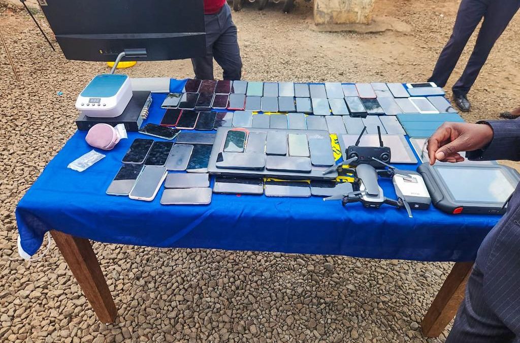 Police hunt person of interest after Kikuyu theft bust