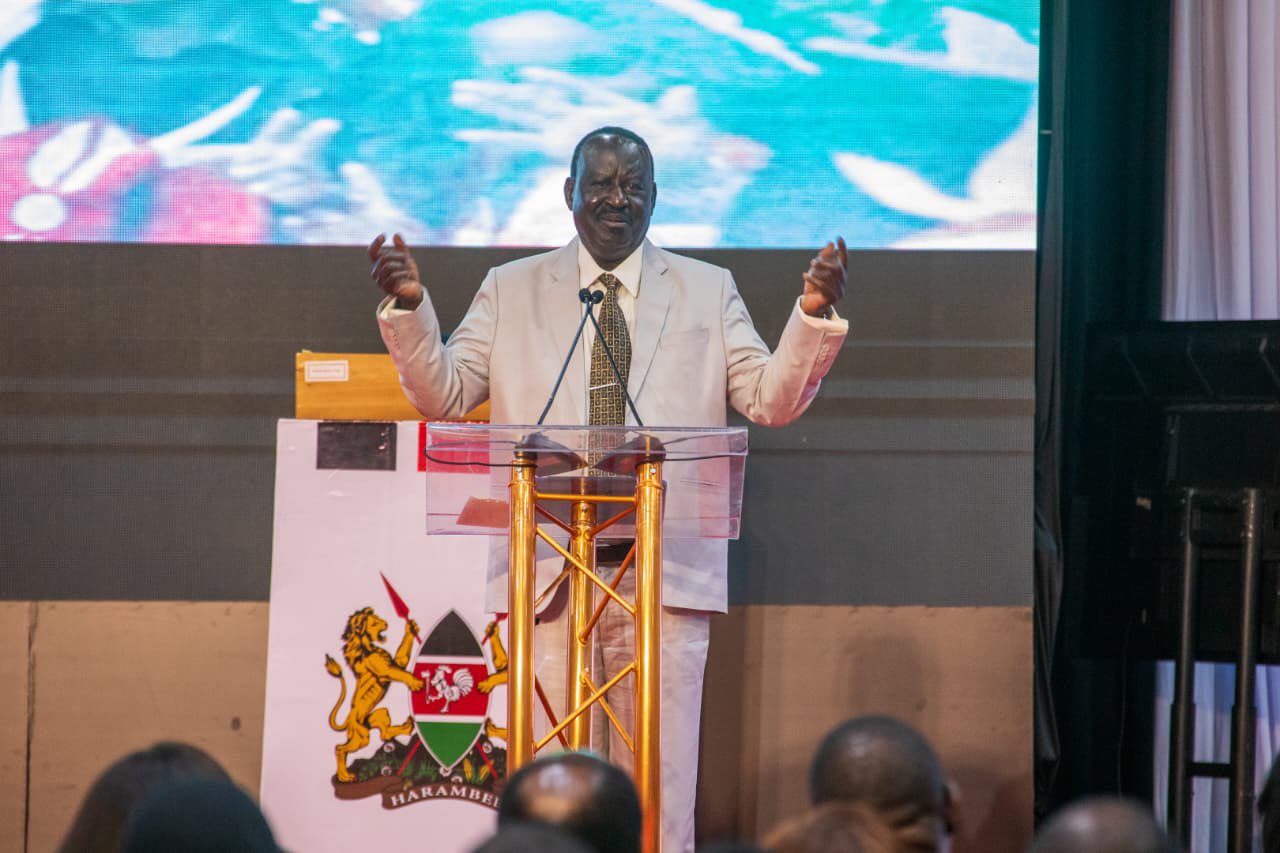 Raila celebrates Kenyans jailed in pursuit of the 2010 Constitution