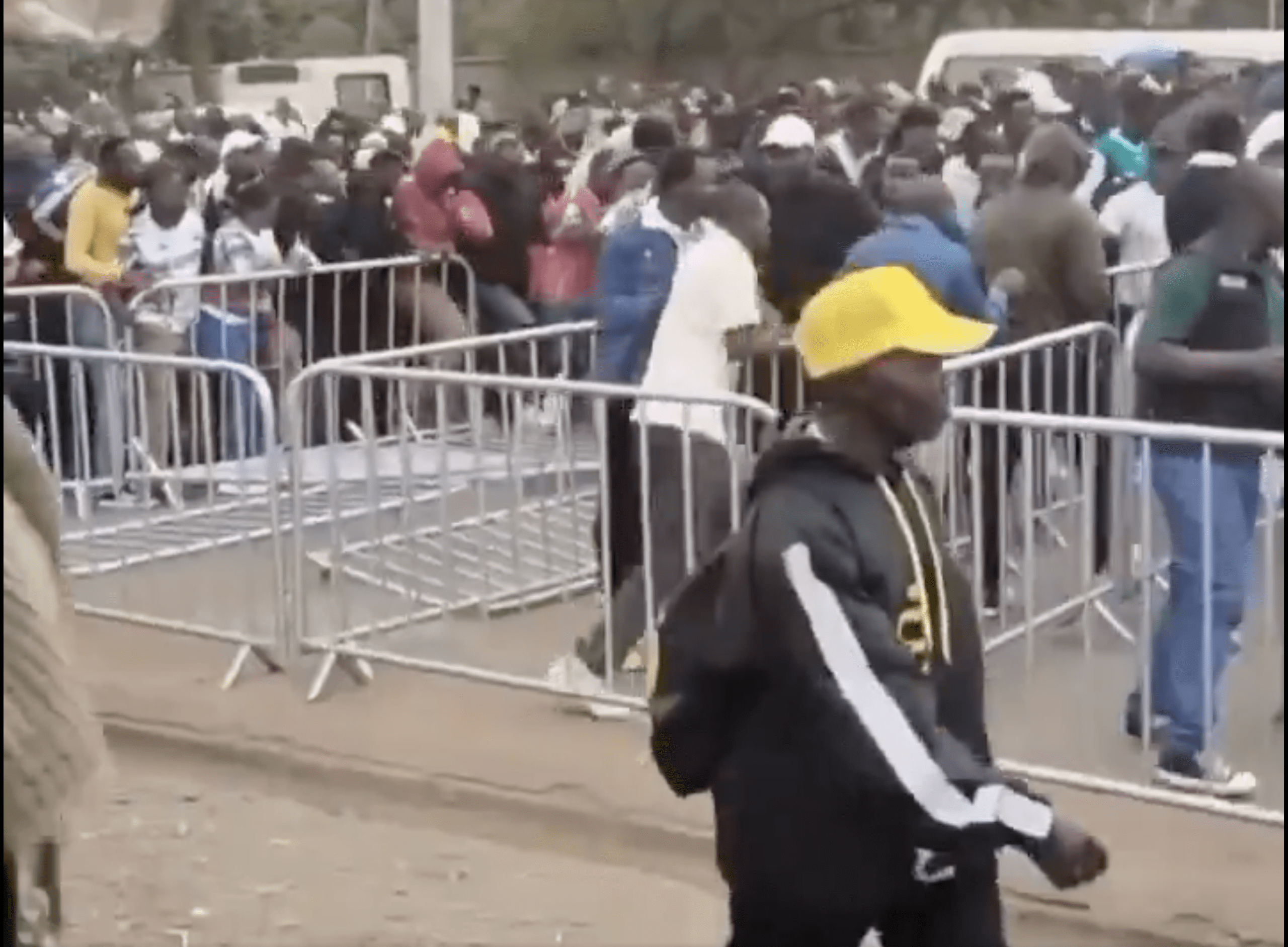 Fans overpower stewards to access Kasarani Stadium for Harambee CHAN opener
