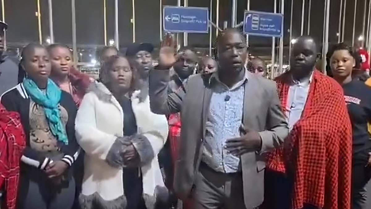Youth brave cold and drizzle at JKIA awaiting Gachagua’s arrival